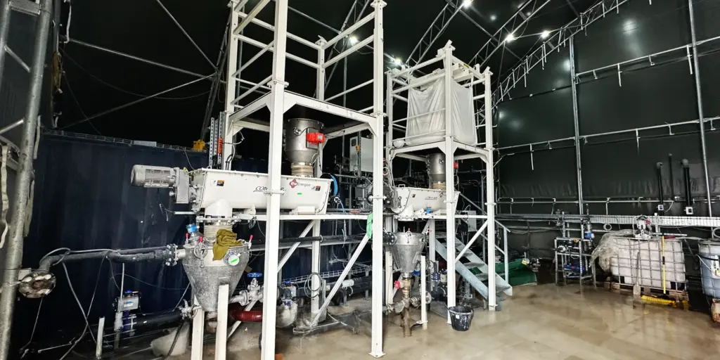 42T has designed and developed a semi-automated fluid mixing and processing plant to manufacture the high-density working fluid at the heart of RheEnergise’s long-duration energy storage technology.